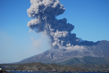 桜島の噴火.jpg